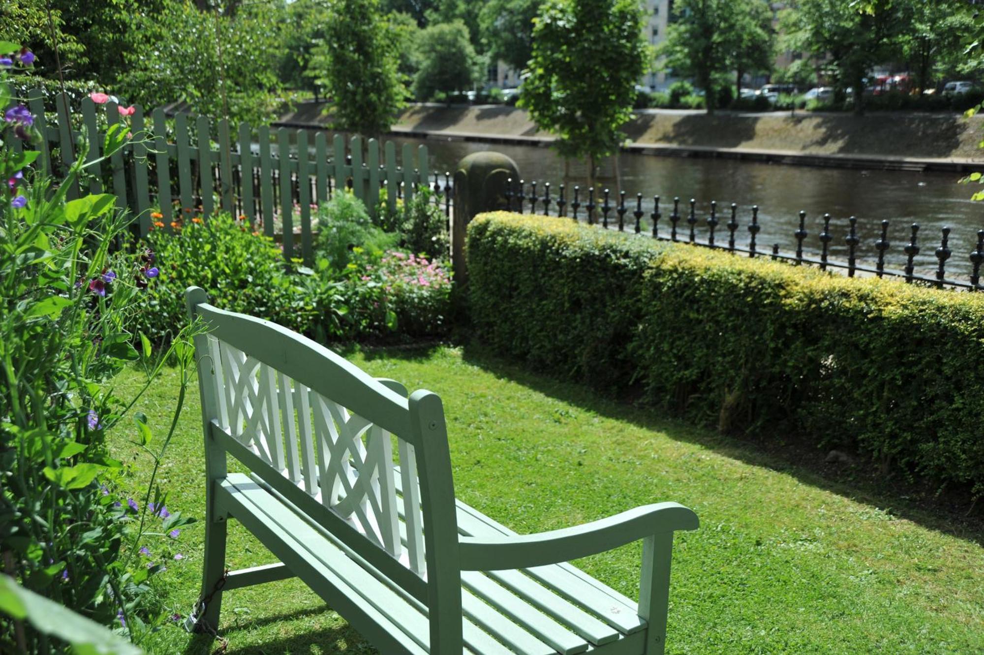 Abbey Guest House York Exterior photo